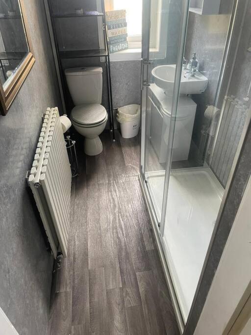 Lovely 2 Bedroom Apartment In Heart Of דאנדי מראה חיצוני תמונה