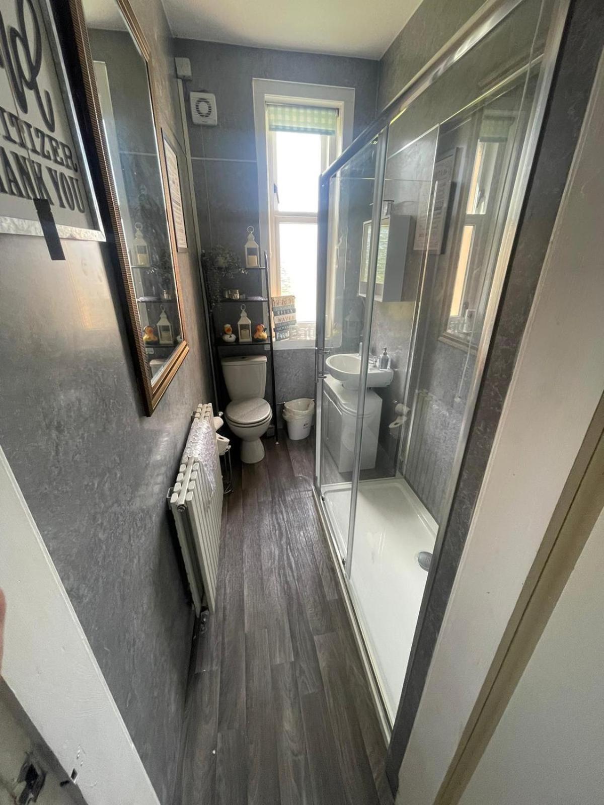 Lovely 2 Bedroom Apartment In Heart Of דאנדי מראה חיצוני תמונה