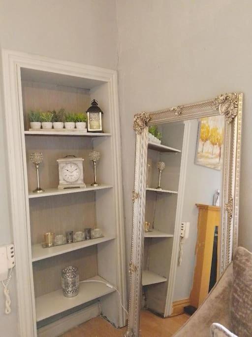 Lovely 2 Bedroom Apartment In Heart Of דאנדי מראה חיצוני תמונה